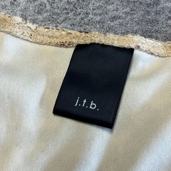 Jtb Lace Floral Short Sleeve Top - Picture 3 of 5